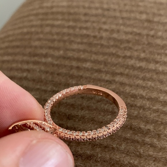 18k Rose gold Ring white sapphire women ring 6ct - Picture 5 of 7